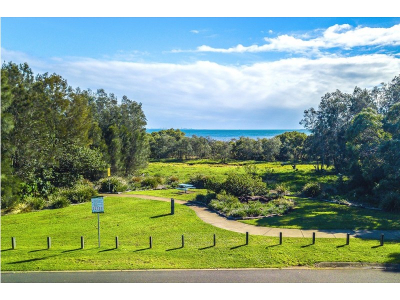 13 Allan Day Drive, Wellington Point QLD 4160