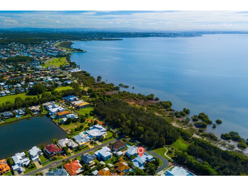 13 Allan Day Drive, Wellington Point QLD 4160