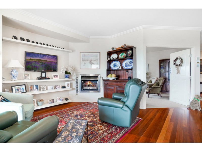 13 Allan Day Drive, Wellington Point QLD 4160