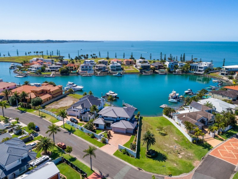 3 Marram Court, Raby Bay QLD 4163