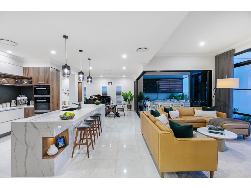 3 Marram Court, Raby Bay QLD 4163