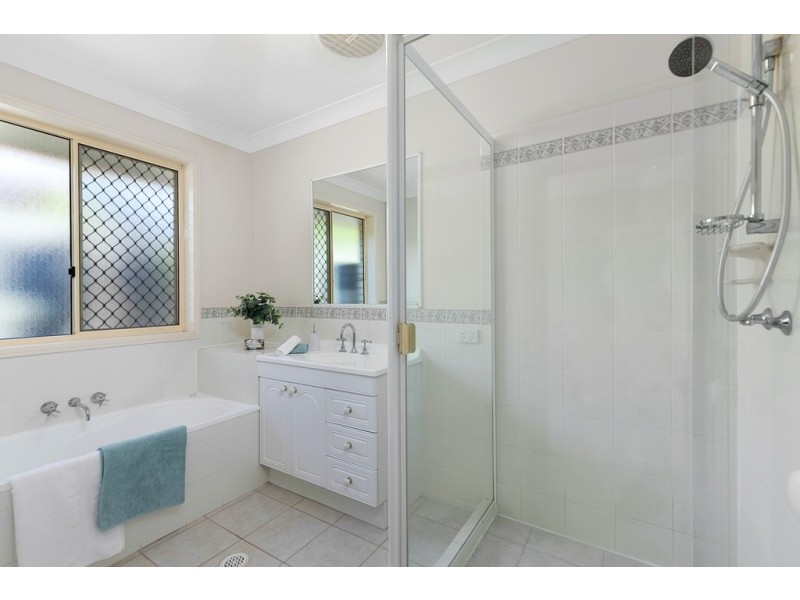 49 Leilani Drive, Birkdale QLD 4159