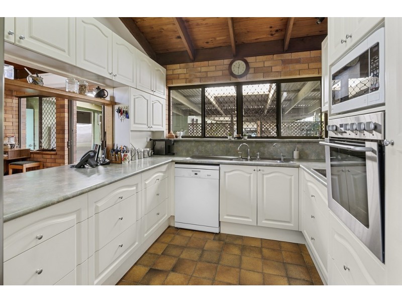 51 Woodlands Drive, Thornlands QLD 4164