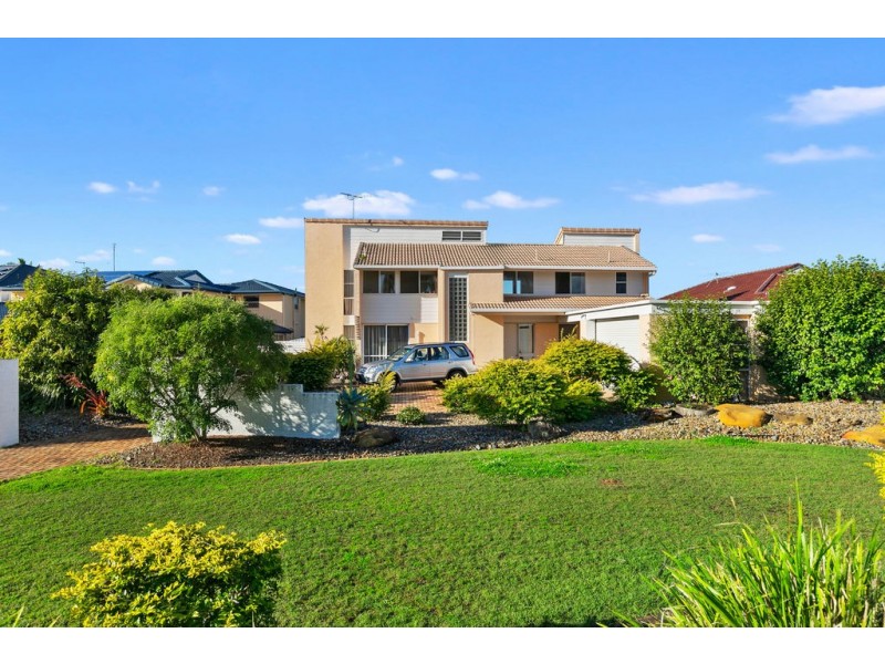 16 Seahaven Court, Raby Bay QLD 4163
