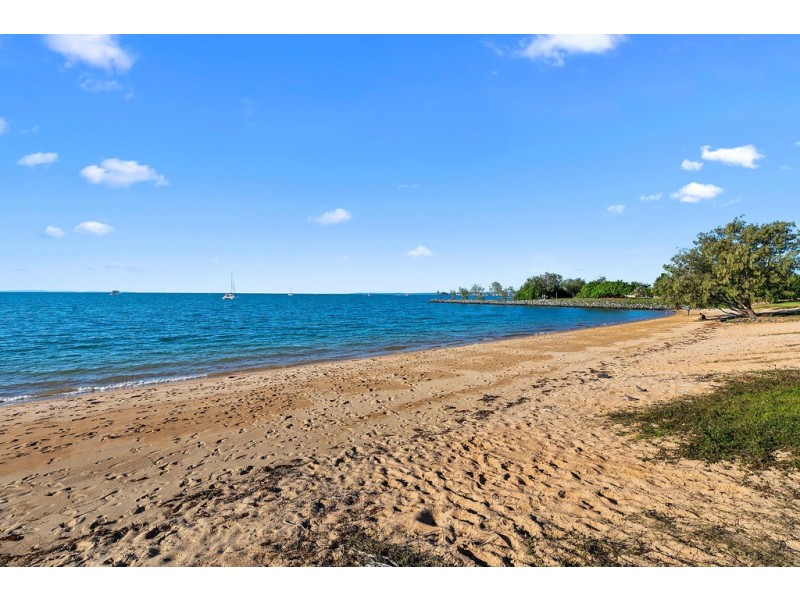 16 Seahaven Court, Raby Bay QLD 4163