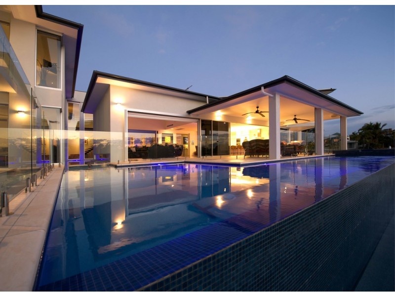 14 Bonaventure Court, Raby Bay QLD 4163