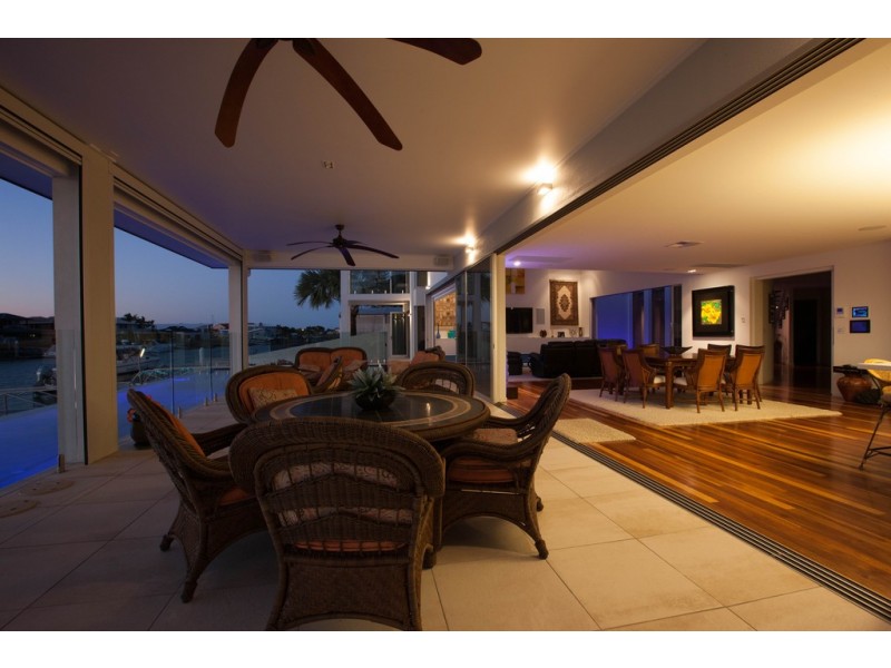 14 Bonaventure Court, Raby Bay QLD 4163