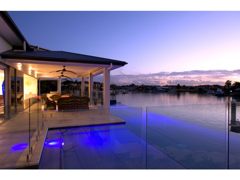14 Bonaventure Court, Raby Bay QLD 4163