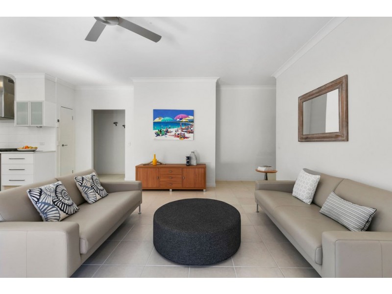 30 Little Shore Street, Cleveland QLD 4163