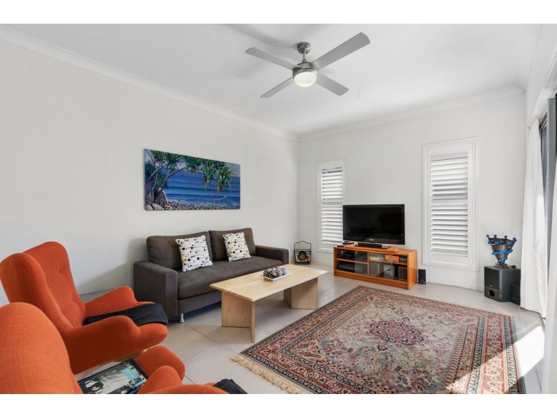 30 Little Shore Street, Cleveland QLD 4163