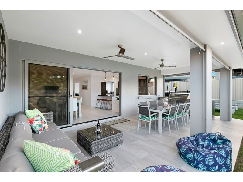 23 Tolson Terrace, Ormiston QLD 4160