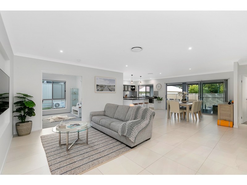 23 Tolson Terrace, Ormiston QLD 4160