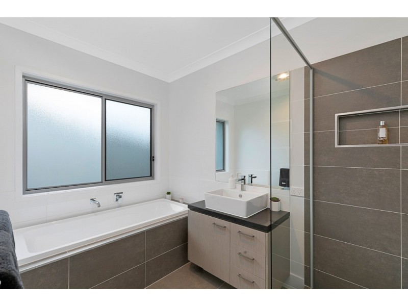 23 Tolson Terrace, Ormiston QLD 4160