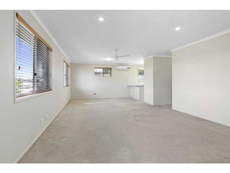 131/2 Ford Court, Carindale QLD 4152