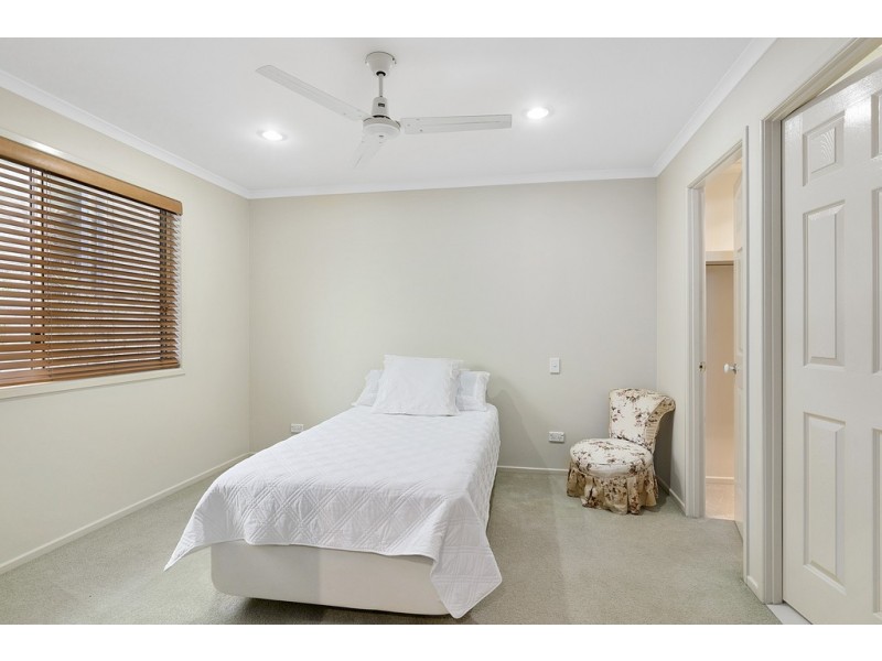 131/2 Ford Court, Carindale QLD 4152