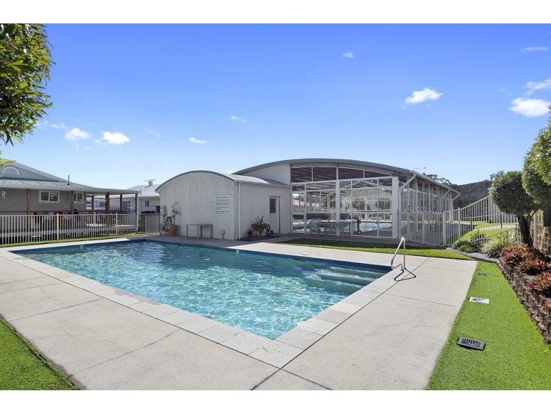 131/2 Ford Court, Carindale QLD 4152