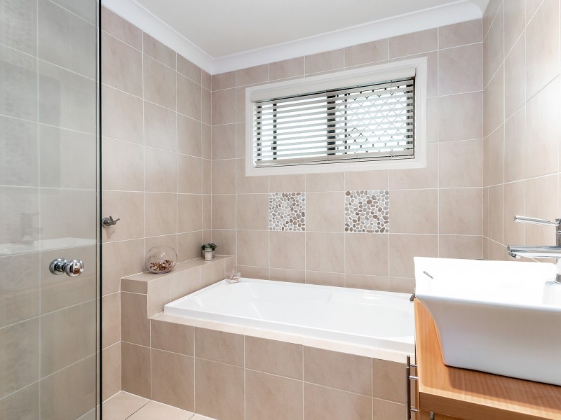 15 Sturt Street, Cleveland QLD 4163