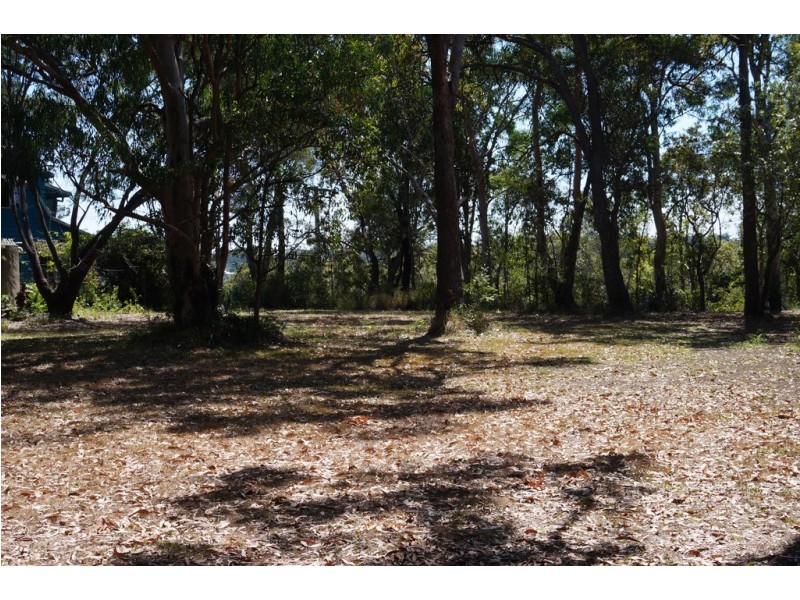 24 The Esplanade, Karragarra Island QLD 4184