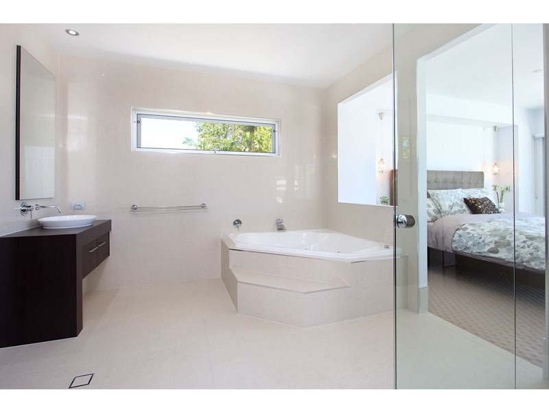 5 White Street, Victoria Point QLD 4165