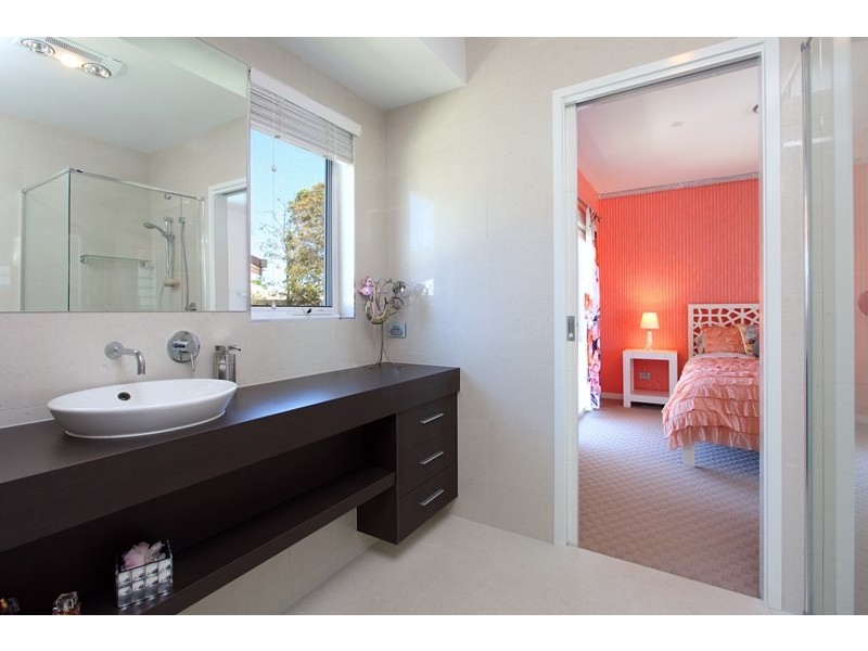 5 White Street, Victoria Point QLD 4165