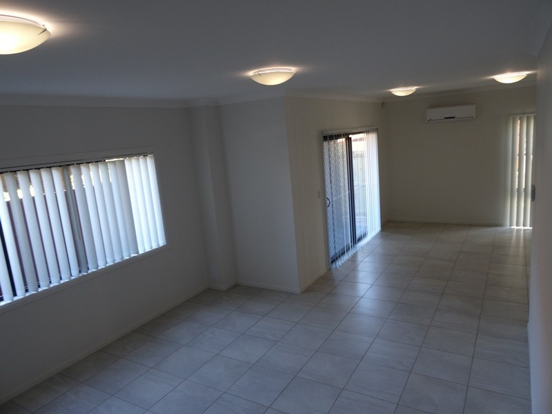 2/9 Homer Street, Cleveland QLD 4163