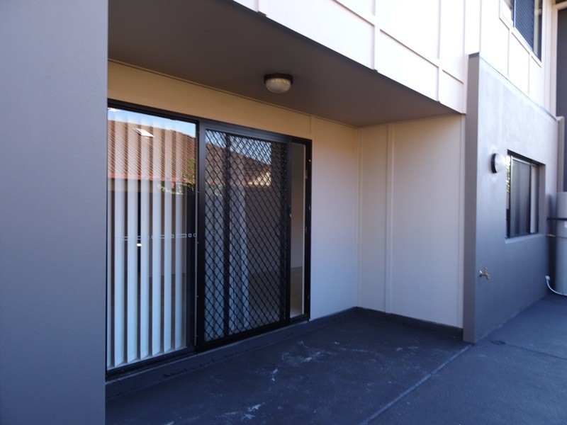 2/9 Homer Street, Cleveland QLD 4163