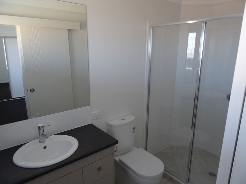 2/9 Homer Street, Cleveland QLD 4163