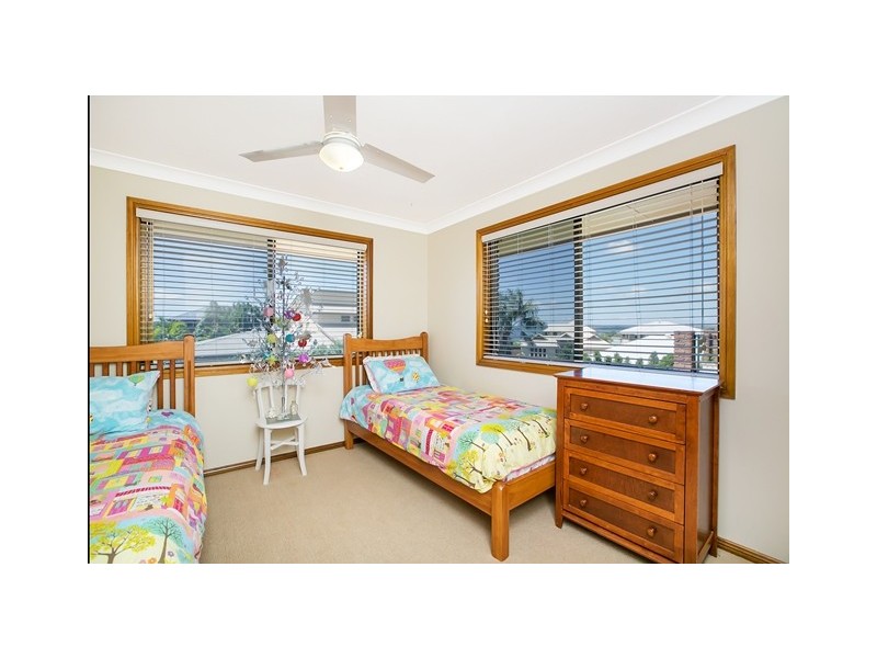 30 Queen Street, Redland Bay QLD 4165