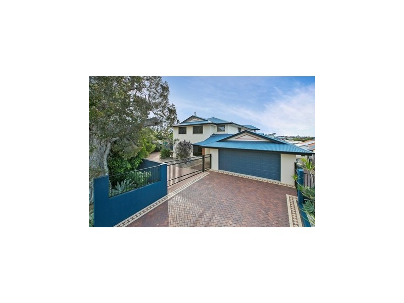 10 Torquay Road, Redland Bay QLD 4165