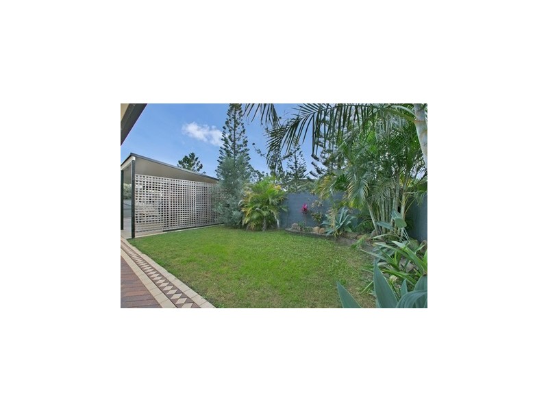 10 Torquay Road, Redland Bay QLD 4165