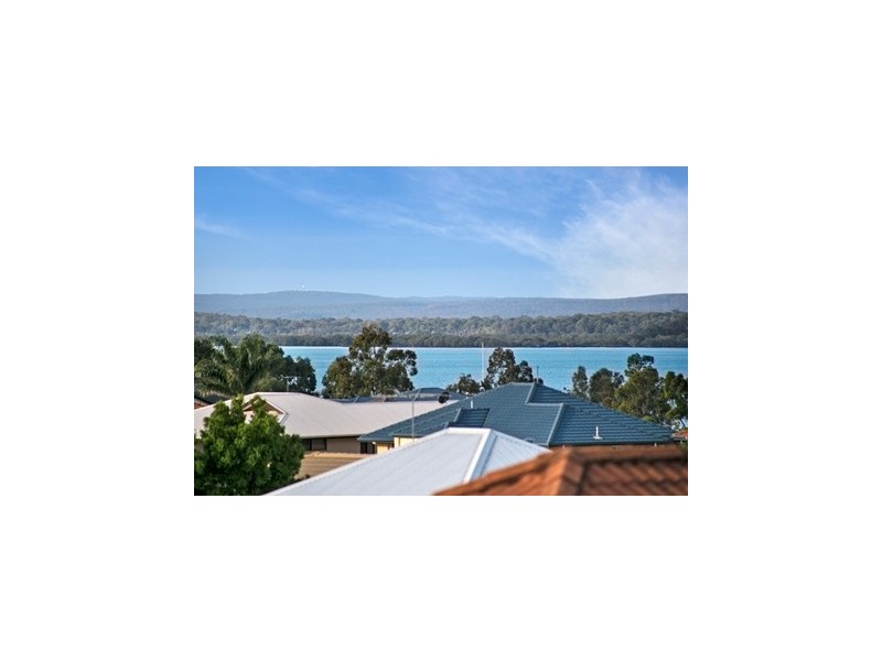 10 Torquay Road, Redland Bay QLD 4165