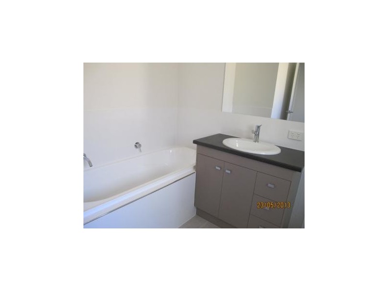 1/1 Riley Peter Place, Cleveland QLD 4163