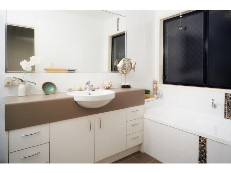 3 Nadine Crescent, Thornlands QLD 4164