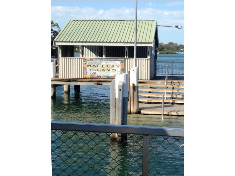6-8 Eastern Road, Macleay Island QLD 4184