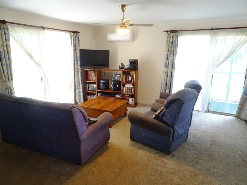 6-8 Eastern Road, Macleay Island QLD 4184