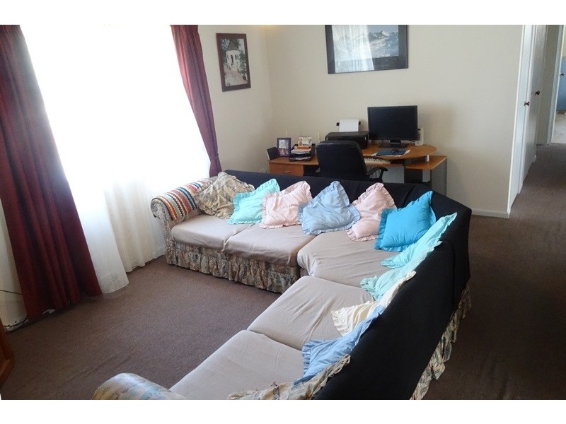 6-8 Eastern Road, Macleay Island QLD 4184