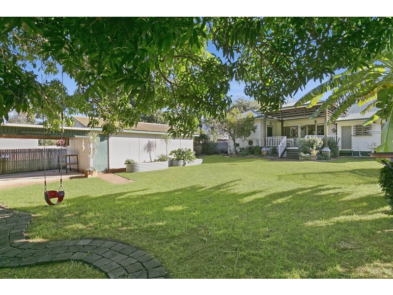 101 Passage Street, Cleveland QLD 4163