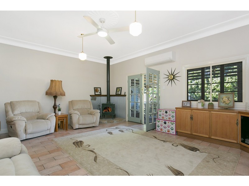 101 Passage Street, Cleveland QLD 4163