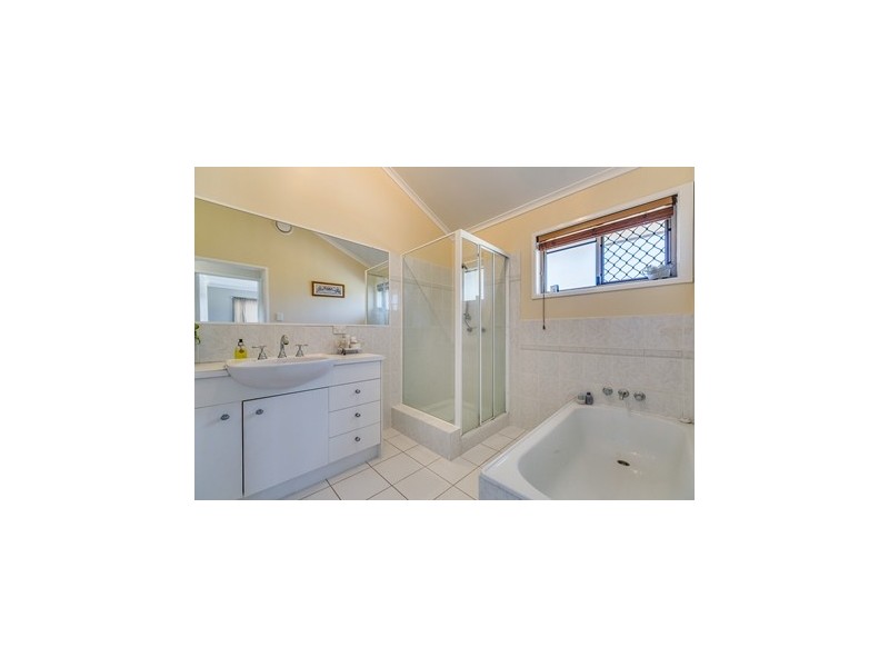 1 Fernance Place, Capalaba QLD 4157