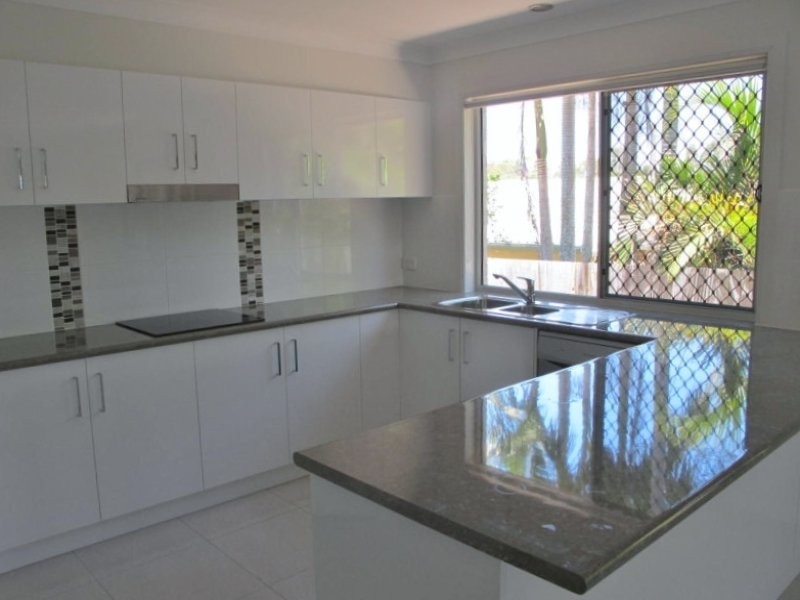 15 Portmarnock Drive, Victoria Point QLD 4165