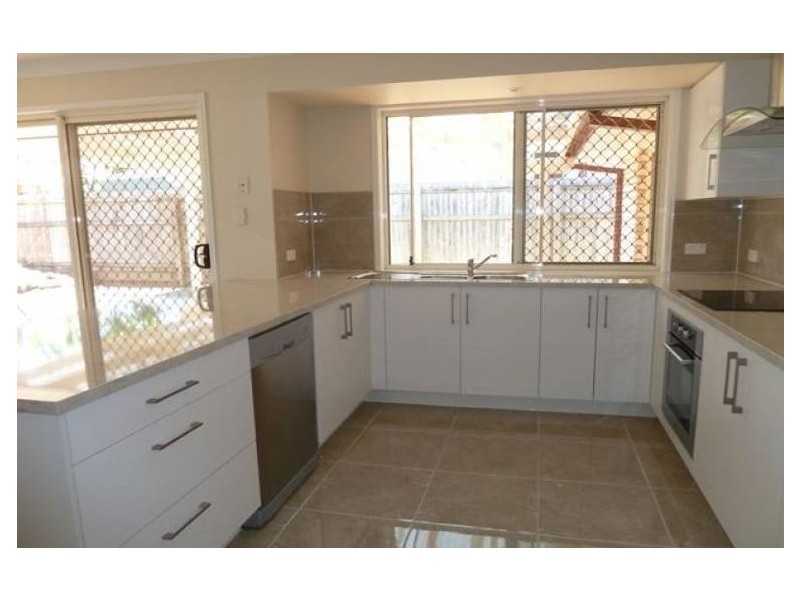 31 The Boulevards, Redland Bay QLD 4165