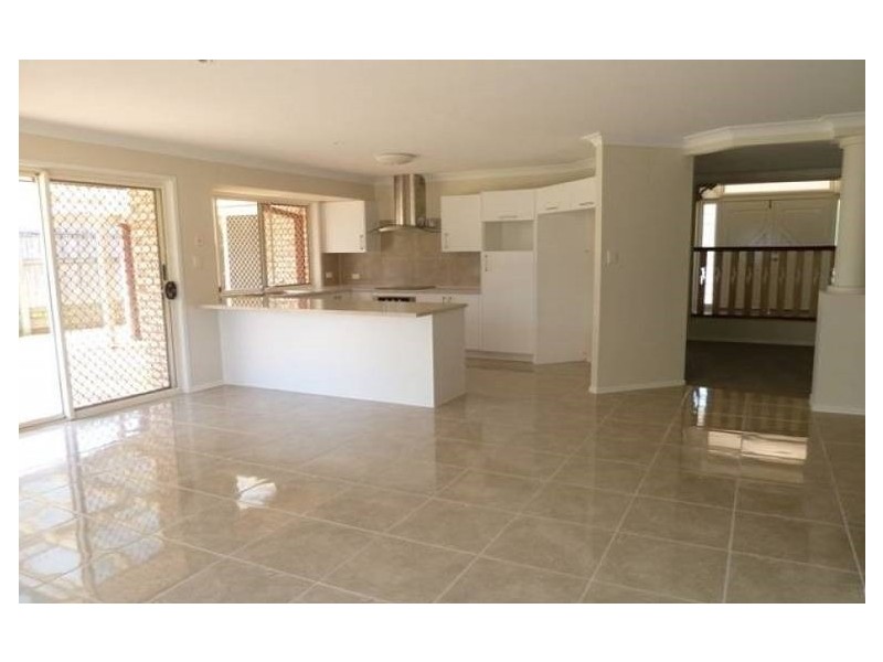 31 The Boulevards, Redland Bay QLD 4165