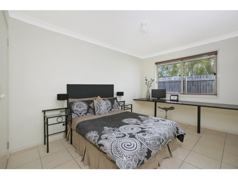 3 Alex Court, Redland Bay QLD 4165
