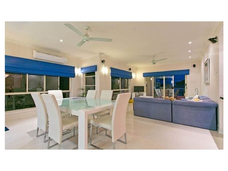 6 Bribie Close, Redland Bay QLD 4165