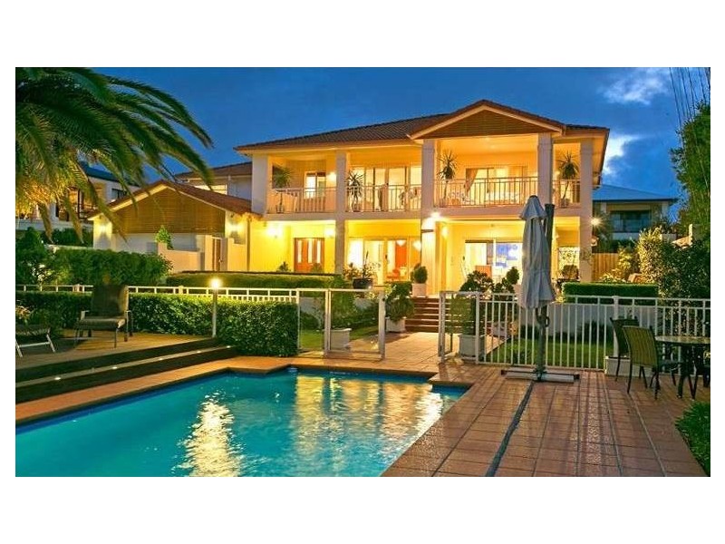 6 Bribie Close, Redland Bay QLD 4165