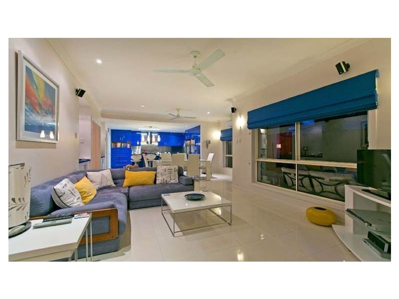 6 Bribie Close, Redland Bay QLD 4165
