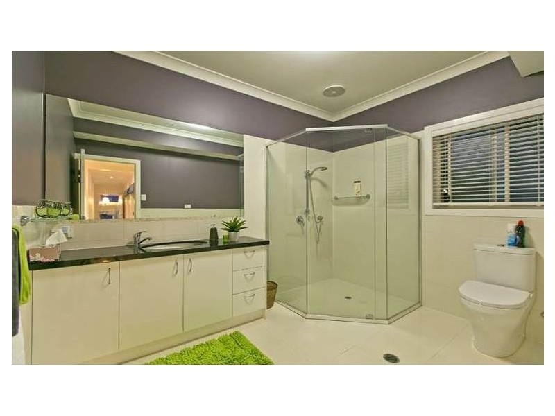 6 Bribie Close, Redland Bay QLD 4165