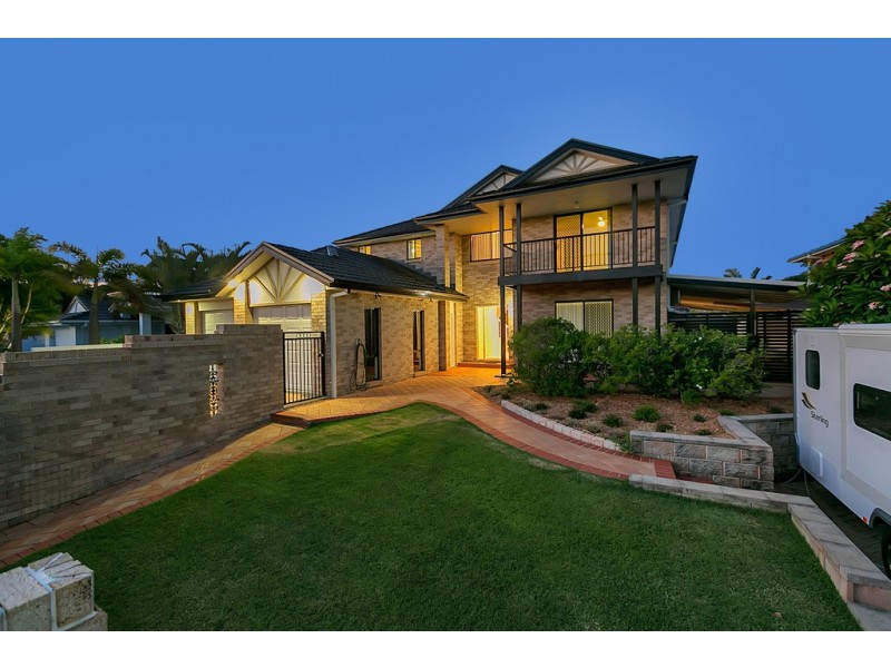 10 Mainroyal Court, Raby Bay QLD 4163