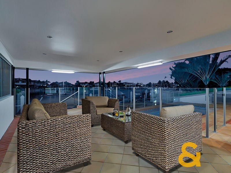 10 Mainroyal Court, Raby Bay QLD 4163