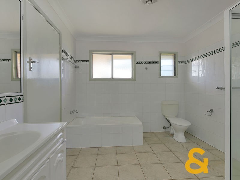 16 STURGEON STREET, Ormiston QLD 4160